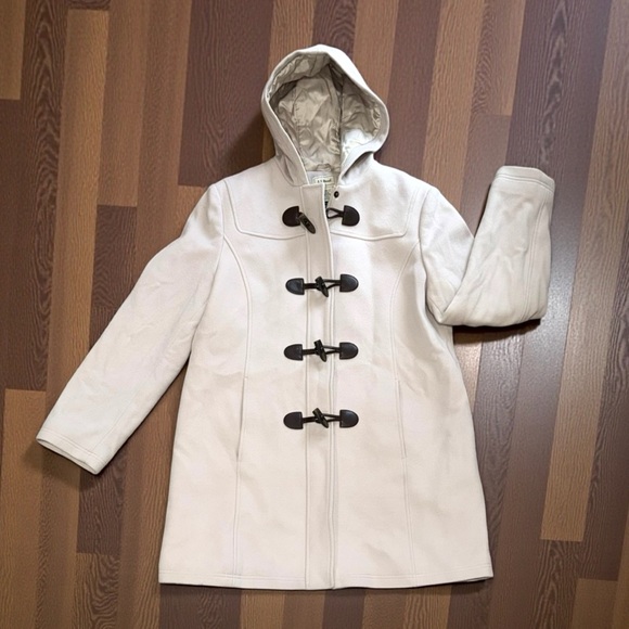 Vintage L.L. Bean Exclusive For Bellandi Women’s 100% Lambswool Toggle Coat - Picture 2 of 8